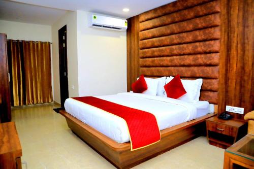 Amritsar Hotel | Family-Friendly Pineberry Hotels: 4-Star Comfort Awaits