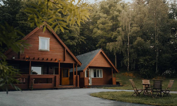 Bleddfa Cottage | Pet-Friendly Pines Pitch Cabin for 6 with Hot Tub Amenities