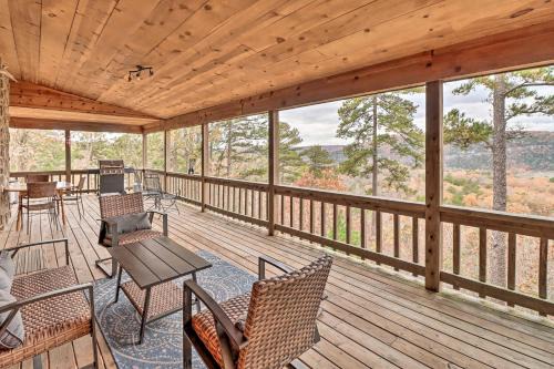 Boswell House | Elegant Piney Bluff Retreat with Mountain Views & Family-Friendly