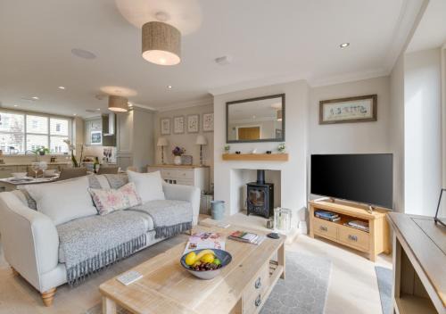 Helmsley House | Guest Rated 10/10 at Pinfold Cottage - Pet & Child Friendly