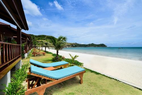 Ko Pha-ngan Resort | Beachfront Bliss at PingChan Koh Phangan Resort