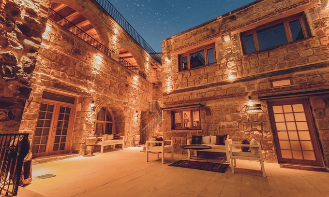 Uchisar Bed & Breakfast | Inviting Pinhan Cave Suites: Guest Rated 9.4 with Breakfast