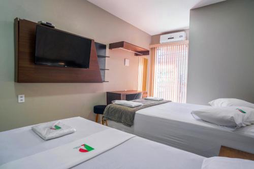 Ibiapina Apartment | Pinheiro Flat Hotel: Pet-Friendly Retreat with Great Reviews