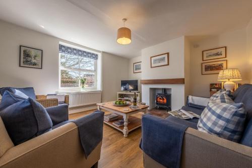 North Creake House | Relax at Pink End: Family and Pet-Friendly Retreat