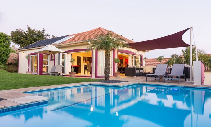 Heldervue House | Relax at Pink Rose Guesthouse & Spa | Men-Only Retreat