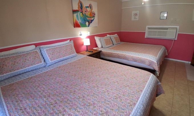 Buchanan Dam Cabin | PINKIE PIE SUITE AT THE HCLnWELCOMES ALL