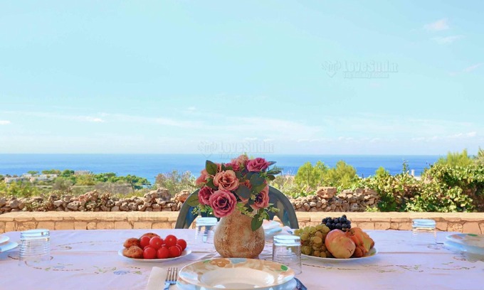 Marina San Gregorio House | Stunning Pino Seaview Hotel with Spa and Pet-Friendly Options