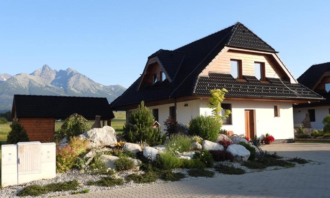Stara Lesna House | Discover Pinus Cembra: Child-Friendly, Rated 9.9/10