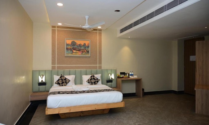 Puri Hotel | Discover Pipul Ocean View Resort: Ideal for Families & Pets