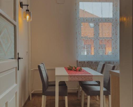 Bezigrad District Apartment | Family-Friendly Pirc Apartment on Dunajska Street - 9.2 Rated
