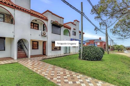 Playa Grande Apartment | Discover Piriapolis: Family-Friendly with Delicious Breakfast