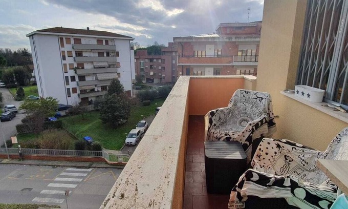 Pisa Apartment | Convenient Pisa Apartment Near Hospital - Family Friendly Stay