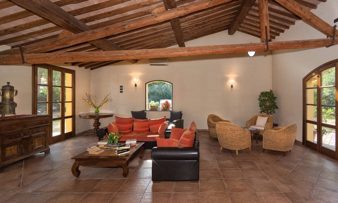 San Giuliano Terme Bed & Breakfast | Explore Pisa Holidays: Eco-Friendly Stay with Spa & Dining