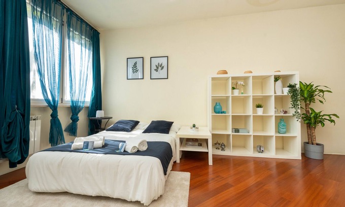 Pisa City Centre Apartment | Top-Rated PISA STATION - CENTER Apartment with Netflix