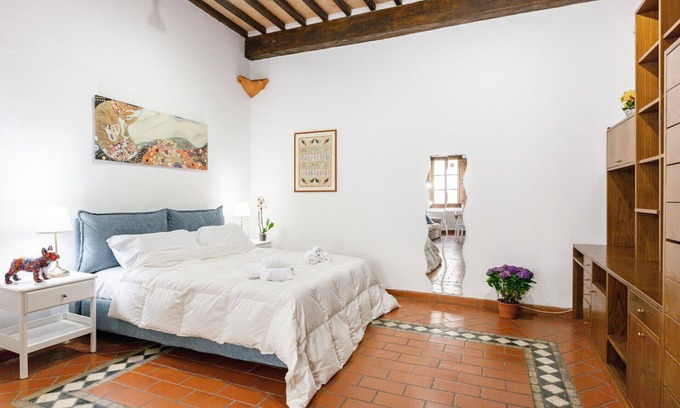Pisa City Centre Apartment | Stylish Loft in Pisa’s City Center with Family-Friendly Perks