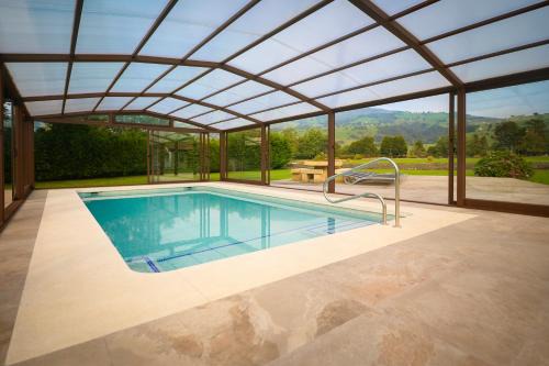 Villacarriedo House | Idyllic Getaway at El Puentuco: Pet-Friendly Pool Retreat
