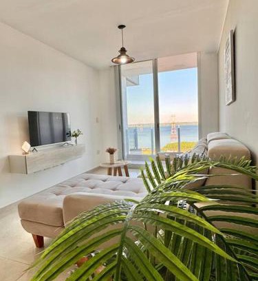 Posadas Apartment | Tranquil Edificio Alarif Trench Piso 12: Family-Friendly Stay