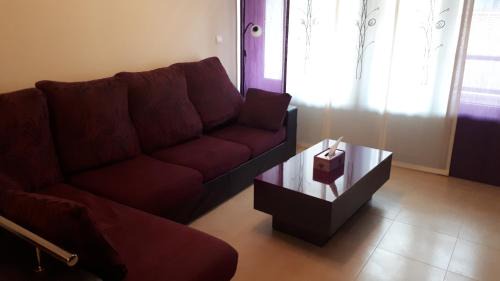 Arevalo Apartment | Guest Rated 10/10: Piso C - Family and Pet Friendly Stay