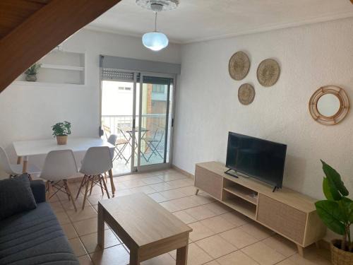 El Grao de Castellon Apartment | Pet-Friendly Getaway at Piso El Grao with Family Amenities
