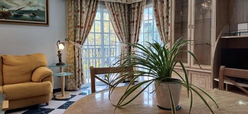 Arenas Apartment | Pet-Friendly Oasis in Málaga Arenas - Guests Rate 10/10