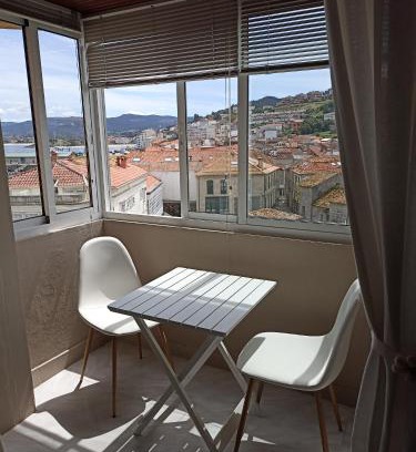 Baiona Old Town Apartment | Beachfront Piso FOFI with Ocean Views Near the Shore