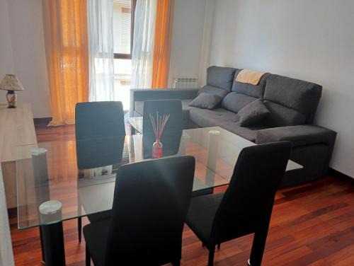 Loredo Apartment | Family-Friendly Piso Loredo with Exceptional Guest Ratings