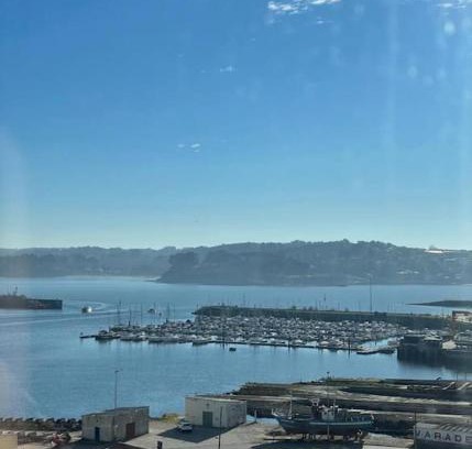 La Coruna Apartment | Guest Rated 9.6: Piso Oza Beach Seaview with Family Amenities