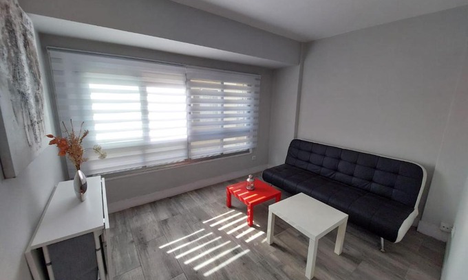 Sada Apartment | Comfortable Piso Paseo Sada with Family & Pet-Friendly Options