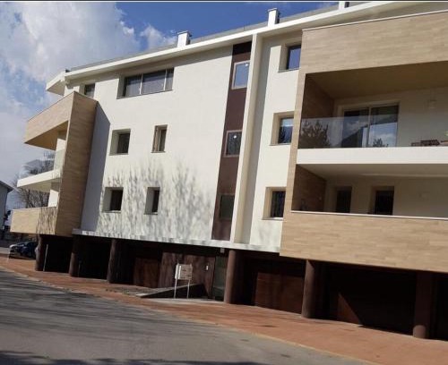 Pisogne House | Oceanfront Pisogne Apartment with Exceptional Guest Rating
