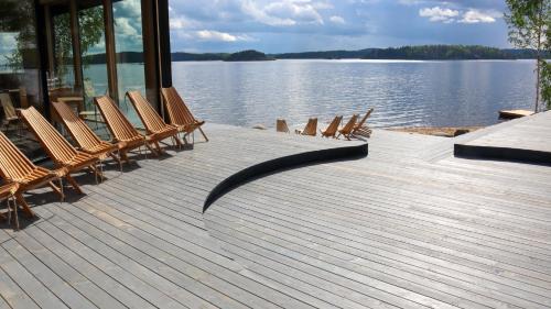 Puumala Resort | Idyllic Pistohiekka Resort with Private Beach & Ocean Views