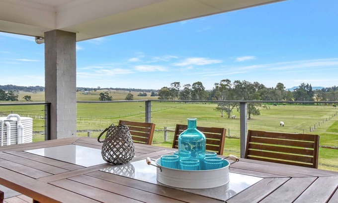 Branxton House | Unwind at Pitalpa Views - Pet-Friendly Country Retreat