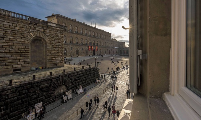 Oltrarno Apartment | Experience Pitti: A Premier Stay in Florence with Spa & Wine