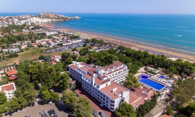 Scialara Hotel | Experience Pizzomunno Vieste Palace Hotel's Oceanfront Bliss