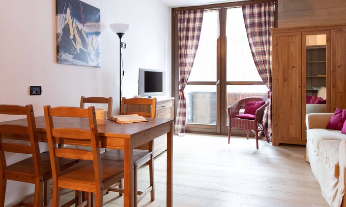 Santa Caterina Valfurva Apartment | Cozy Plagheira 1 Studio Apartment with Kitchen & Breakfast