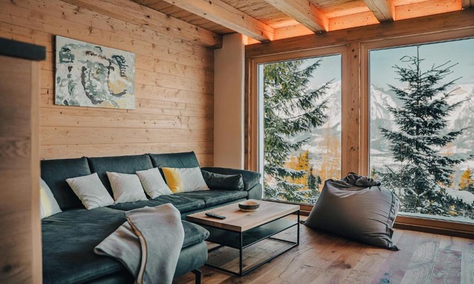 Schladming Apartment | Family-Friendly Planai Apartment with Dachstein Views