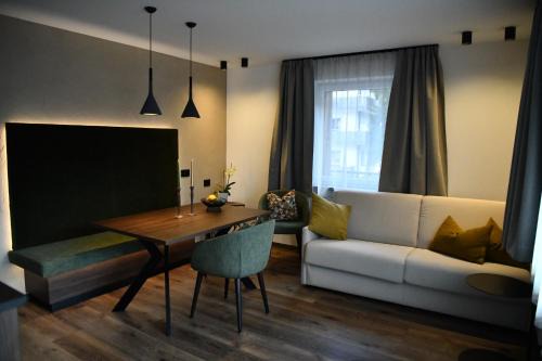 Valle San Silvestro Apartment | Relax at Plankensteiner Tschurtschenthaler with Spa & Pool