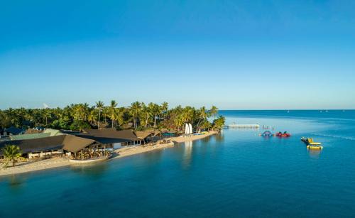 Malolo Lailai Island Resort | Tranquil Plantation Island Resort with Oceanfront Amenities