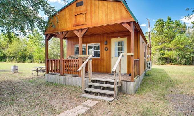 Waller Cabin | Tranquil Plantersville Cabin: Pond, Fire Pit & Family-Friendly