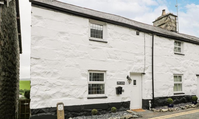 Trawsfynydd House | Guest Favorite: Plas Arenig - Quality Stay Experience