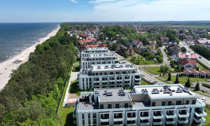 Rewal Apartment | Oceanfront Platinium Rewal Aparthotel with Family Amenities