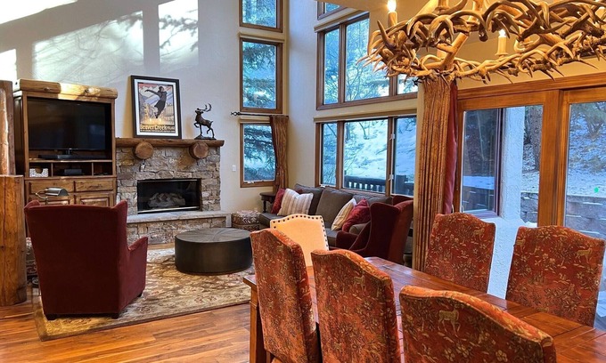 Edwards House | Platinum Rated Home with Pool & Spa Near Ski Lift