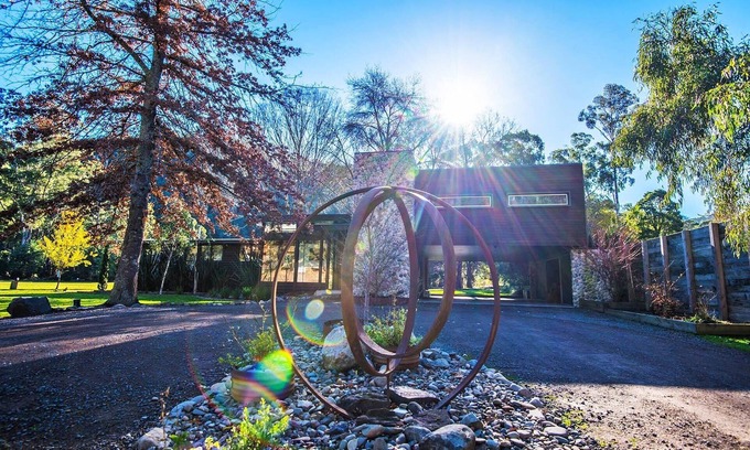 Merrijig House | Discover Play Shack® Riverfront: Best Family Accommodation