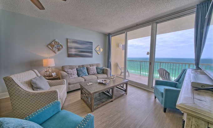 Long Beach Resort | Beachfront Bliss: Fast WiFi, Heated Pools & Ocean Views