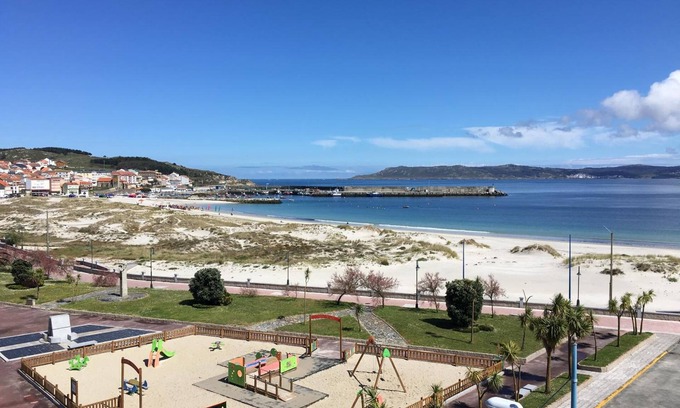 Laxe Hotel | Relax at Playa de Laxe with Pool and Spa Amenities