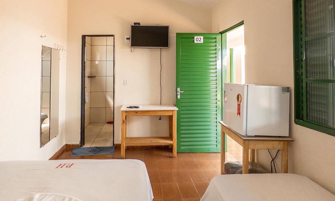 Vila Sofia Hotel | Comfortable Stay at Plaza Hotel with Breakfast & Family Amenities