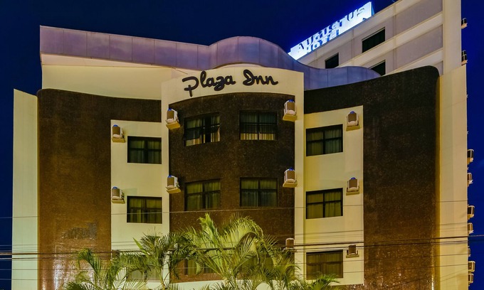 Central Sector Hotel | Plaza Inn Augustus: Family-Friendly Stays with Spa Access