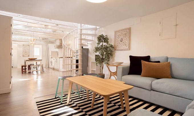Centro Apartment | Elegant Plaza Mayor Attic Apartment in Central Madrid