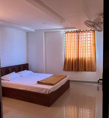 Vadakara Hotel | Budget-Friendly Stay at Plaza Residency with Great Amenities