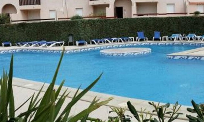 Saint-Cyprien Plage Apartment | Delightful Apartment with Marina View and Pool Access