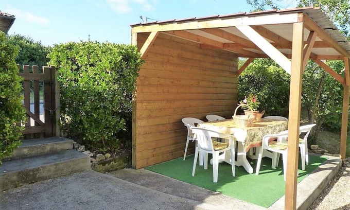 Lacanau-Ocean House | Delightful Vacation Home Steps from Beach and City Center
